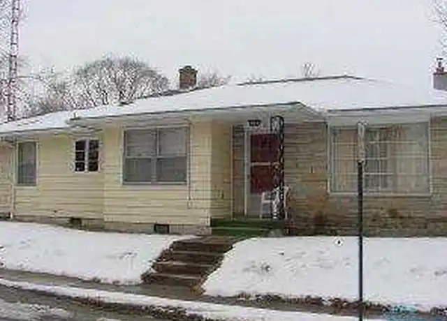 Property at 110 Gorrell Ave, Bowling Green, OH, 43402, 2 beds, 1 bath, [object Object]