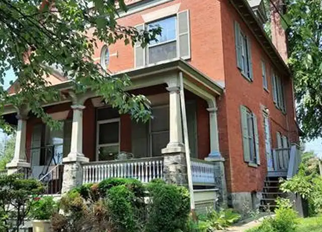 Property at 30 Cottage Ave Unit 3rd, Lancaster, PA, 17602, 1 bed, 1 bath, [object Object]