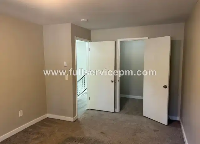 Property at 23615 79th Ave W, Edmonds, WA, 98026, 2 beds, 1.5 baths, [object Object]