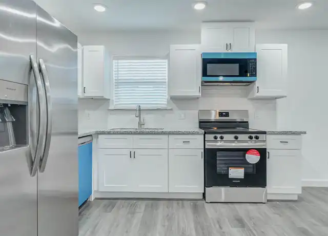 Property at 8218 Bigwood St Unit A, Houston, TX, 77078, 3 beds, 2.5 baths, [object Object]