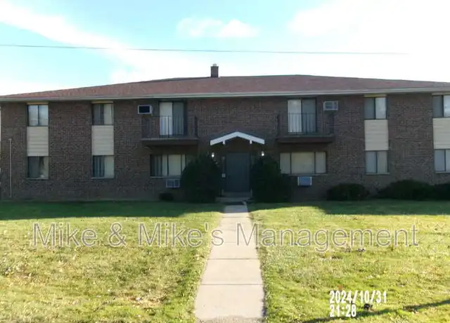 Property at 7452 N Granville Rd Unit 1, Milwaukee, WI, 53224, 2 beds, 1 bath, [object Object]
