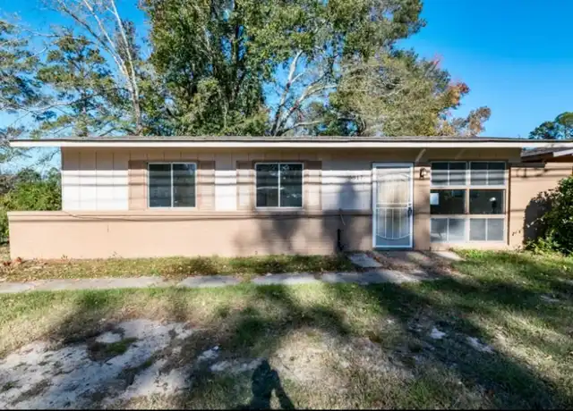 Property at 5817 Forrest Rd, Columbus, GA, 31907, 3 beds, 1 bath, [object Object]