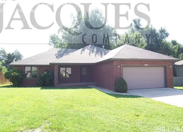 Property at 2560 S York Ave, Springfield, MO, 65807, 3 beds, 2 baths, [object Object]