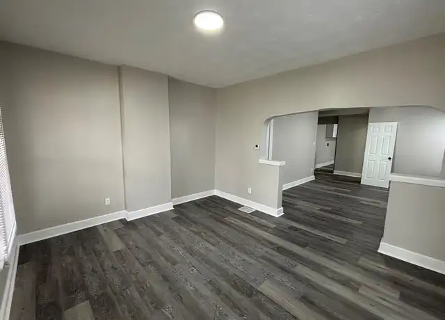 Property at 1623 Mack Ave #1621, Dayton, OH, 45404, 4 beds, 2.5 baths, [object Object]