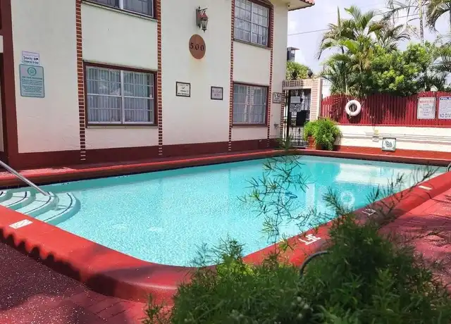 Property at 500 NE 1st St Unit 9, Pompano Beach, FL, 33060, 2 beds, 1 bath, [object Object]