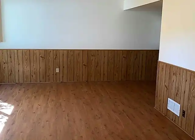 Property at 7524 W 104th St, Minneapolis, MN, 55438, 4 beds, 2 baths, [object Object]