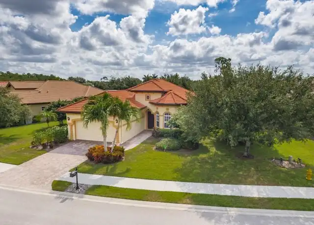 Property at 6534 Caldecott Dr, Naples, FL, 34113, 3 beds, 2 baths, [object Object]