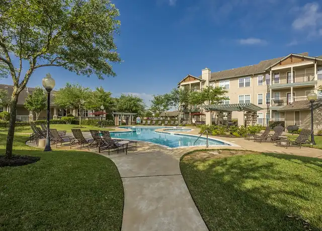 Property at The Broadwater - 5045 Crenshaw Rd, Pasadena, TX, 77505, 2 beds, 1-2 bath, [object Object]