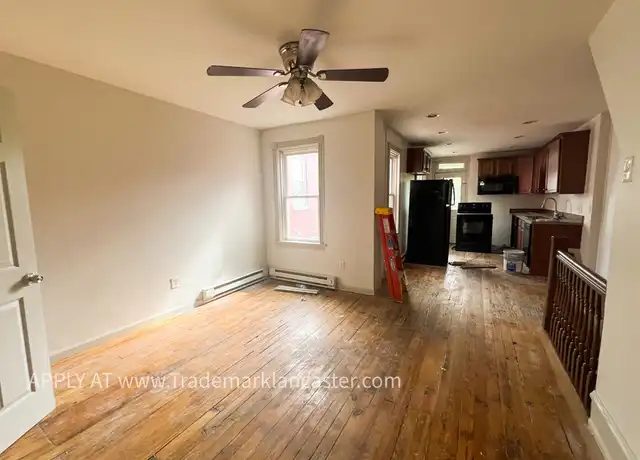 Property at 353 S Ann St Unit 2, Lancaster, PA, 17602, 3 beds, 1 bath, [object Object]