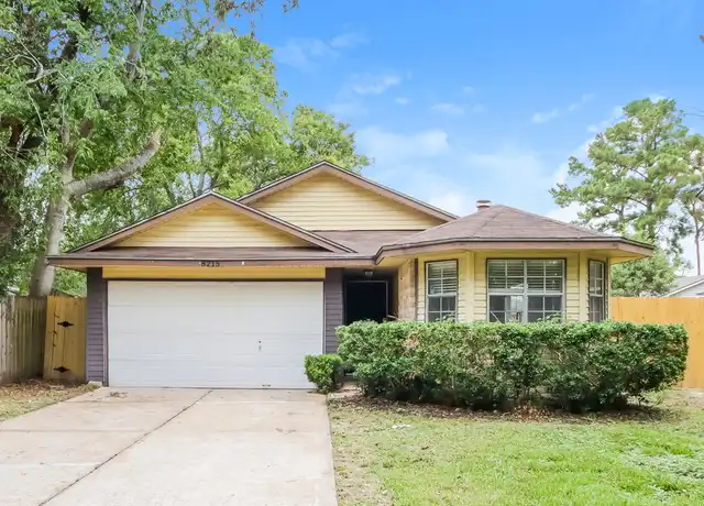 Property at 8215 Eastern Bluebird Dr, Humble, TX, 77396, 3 beds, 2 baths, [object Object]