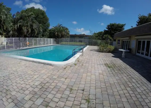 Property at 5120 SW 40th Ave Unit 24A, Fort Lauderdale, FL, 33314, 1 bed, 1.5 baths, [object Object]