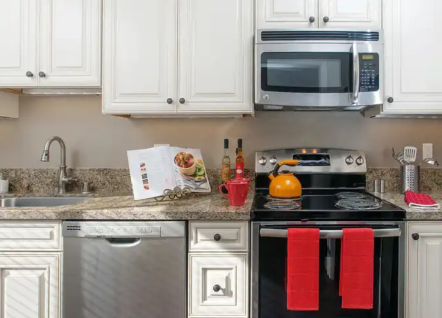 Property at Park Royal - 651 N El Camino Real, San Mateo, CA, 94401, 1-2 bed, 1 bath, [object Object]