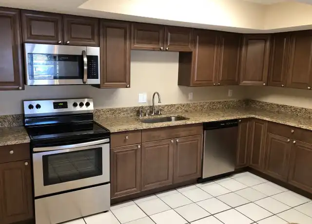 Property at 2045 Hyde Park St Unit 2023-09, Sarasota, FL, 34239, 2 beds, 2 baths, [object Object]