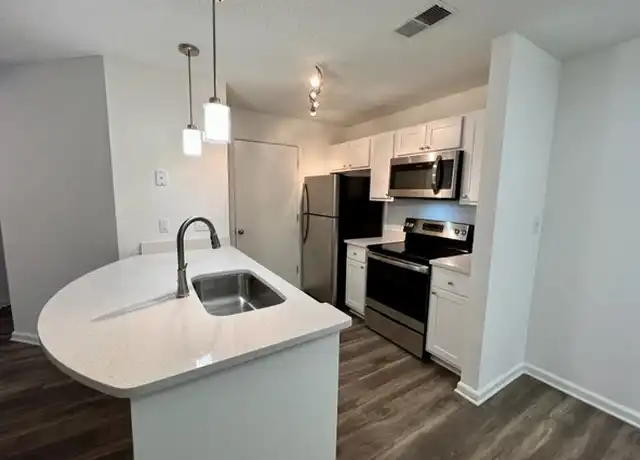 Property at 20 Hamiltons Harbor Dr #838, Clover, SC, 29710, 1 bed, 1 bath, [object Object]