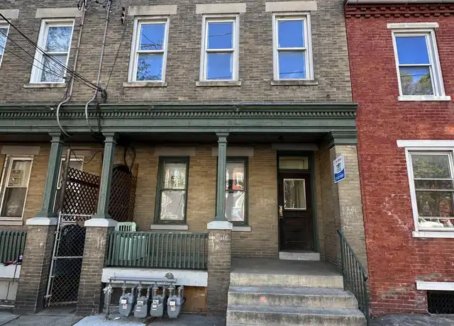 Property at 318 S Queen St Unit 2, Lancaster, PA, 17603, 1 bed, 1 bath, [object Object]