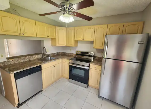 Property at 1140 Independence Trl Unit D, Homestead, FL, 33034, 2 beds, 2 baths, [object Object]