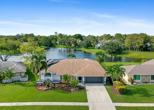 Property at 13947 Geranium Pl, Wellington, FL, 33414, 5 beds, 3 baths, [object Object]