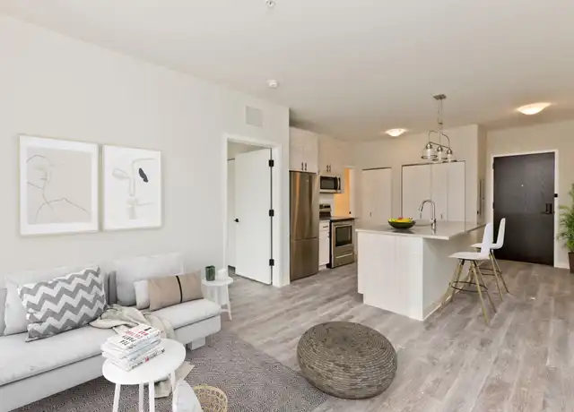 Property at 6150 N Broadway Unit 415, Chicago, IL, 60660, 2 beds, 2 baths, [object Object]