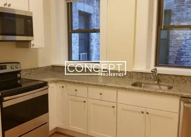 Property at 1462 Beacon St, Brookline, MA, 02446, 2 beds, 1 bath, [object Object]