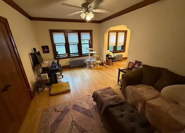 Property at 1628 Franklin - 1628 N Franklin Pl, Milwaukee, WI, 53202, 1 bed, 1 bath, [object Object]