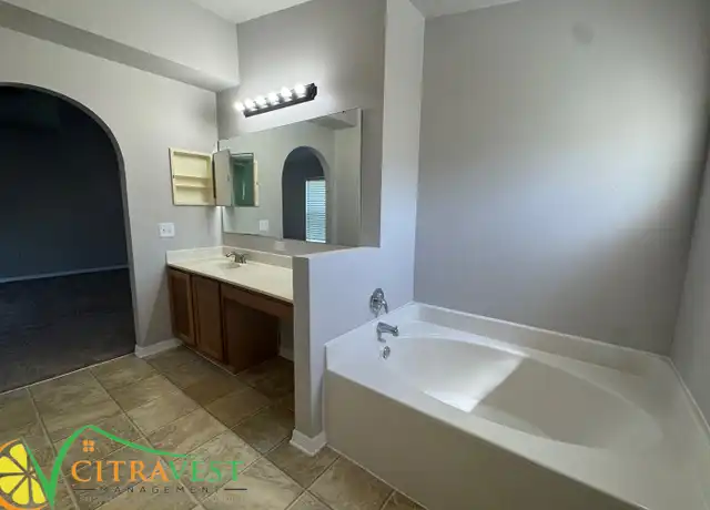 Property at 5887 Royal Hills Cir, Winter Haven, FL, 33881, 3 beds, 2 baths, [object Object]