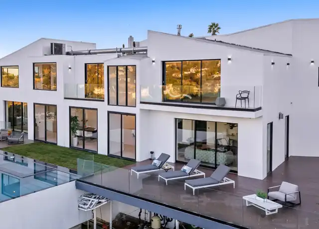 Property at 7567 Hermes Dr, Los Angeles, CA, 90046, 4 beds, 6 baths, [object Object]