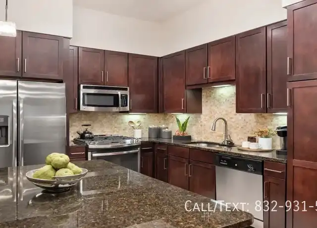 Property at 500 Sage Rd Unit 19YT2, Houston, TX, 77056, 2 beds, 2 baths, [object Object]