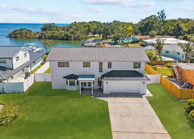 Property at 380 Colony Point Rd S, St Petersburg, FL, 33705, 4 beds, 4.5 baths, [object Object]
