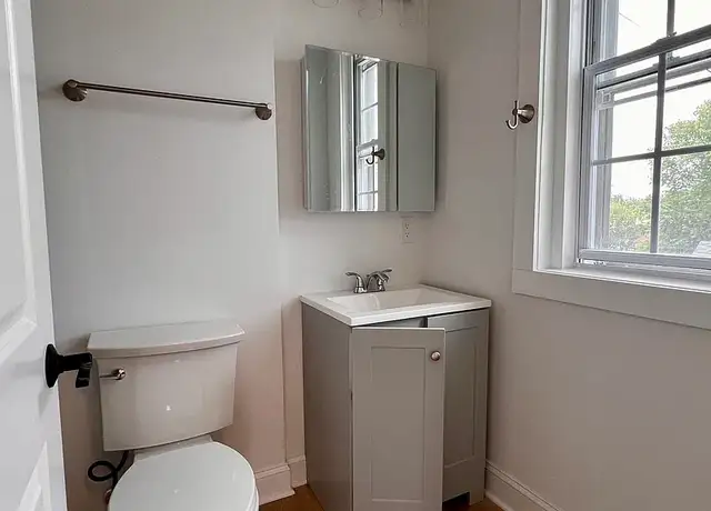Photo of 2 Maryland Ave, Annapolis, MD 21401