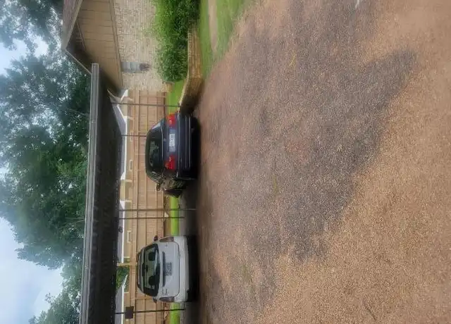 Property at 2325 Pearl St, Nacogdoches, TX, 75965, 2 beds, 1 bath, [object Object]