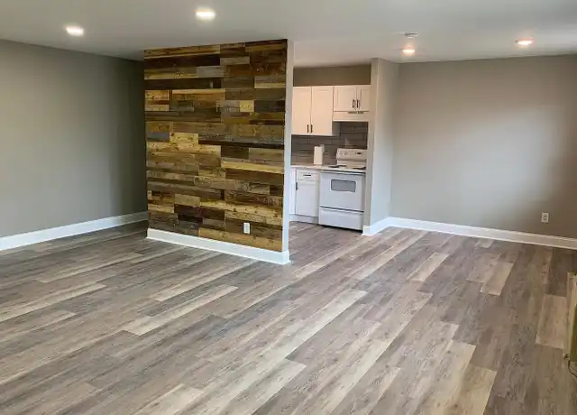 Property at 403 S Main St Unit B201, Doylestown, PA, 18901, 1 bed, 1 bath, [object Object]