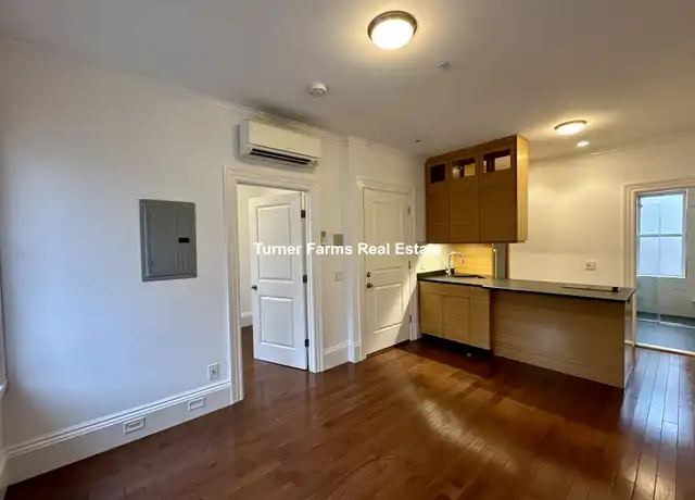 Property at 98 Myrtle St Unit 7, Boston, MA, 02114, 1 bed, 1 bath, [object Object]