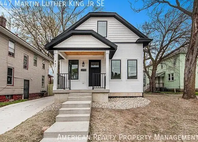Property at 447 Martin Luther King Jr St SW, Grand Rapids, MI, 49503, 5 beds, 2.5 baths, [object Object]