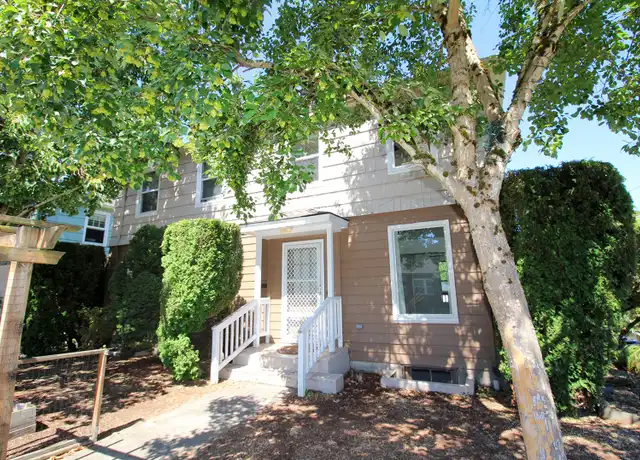 Property at 4935 E Burnside St Unit 4935, Portland, OR, 97215, 2 beds, 1 bath, [object Object]