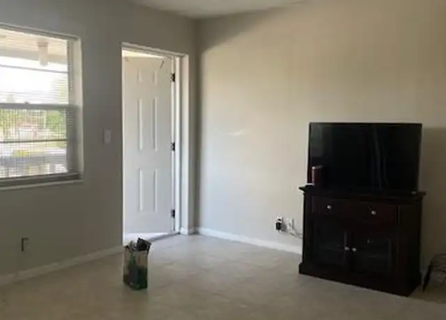 Property at 37 Kingswood B Unit 37, West Palm Beach, FL, 33417, 1 bed, 1 bath, [object Object]