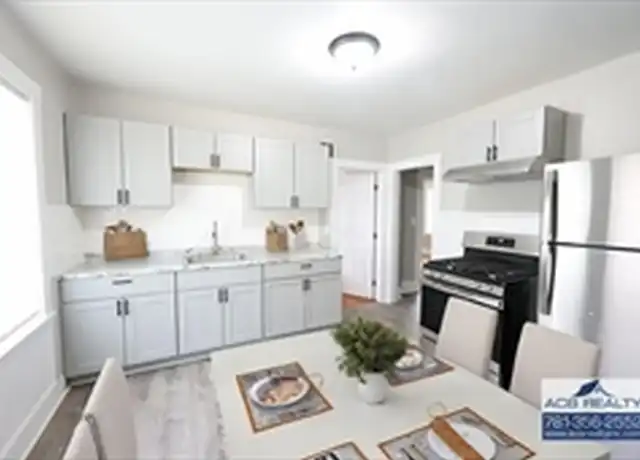 Property at 8 Mattakeeset St Unit 1, Boston, MA, 02136, 3 beds, 1 bath, [object Object]