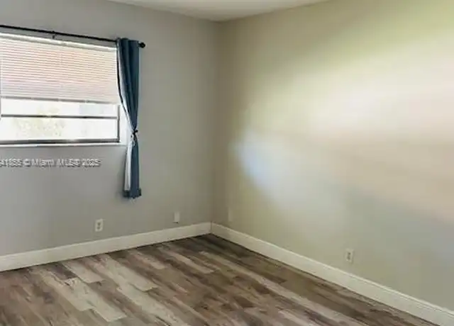 Property at 37 SE 15th St Unit 2, Dania Beach, FL, 33004, 2 beds, 1 bath, [object Object]