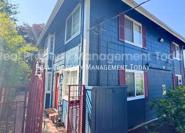 Property at 630-632 S State St Unit 4, Tacoma, WA, 98405, 2 beds, 1 bath, [object Object]