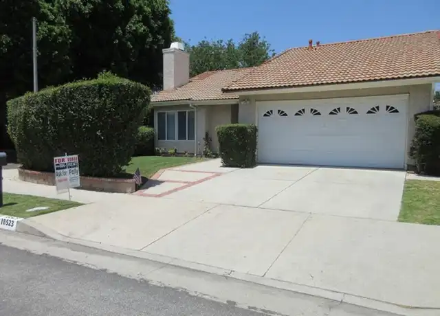 Property at 18523 Kinzie St, Northridge, CA, 91324, 3 beds, 2 baths, [object Object]