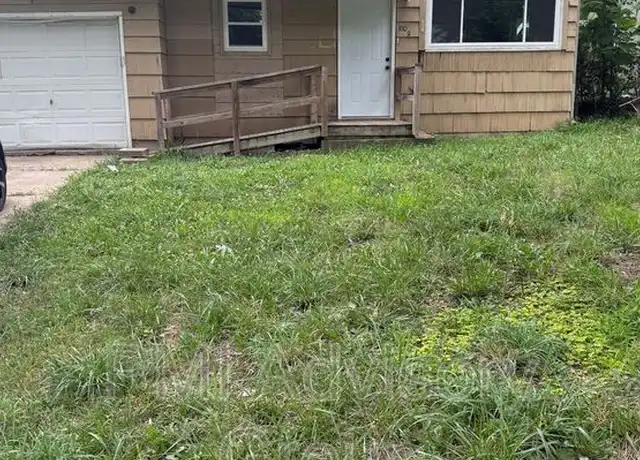 Property at 3108 SE Colfax St, Topeka, KS, 66605, 3 beds, 1 bath, [object Object]