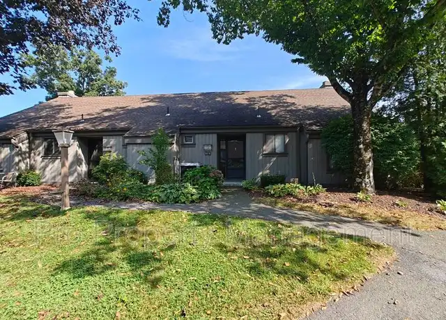 Property at 351 Heritage Vlg, Southbury, CT, 06488, 1 bed, 1 bath, [object Object]