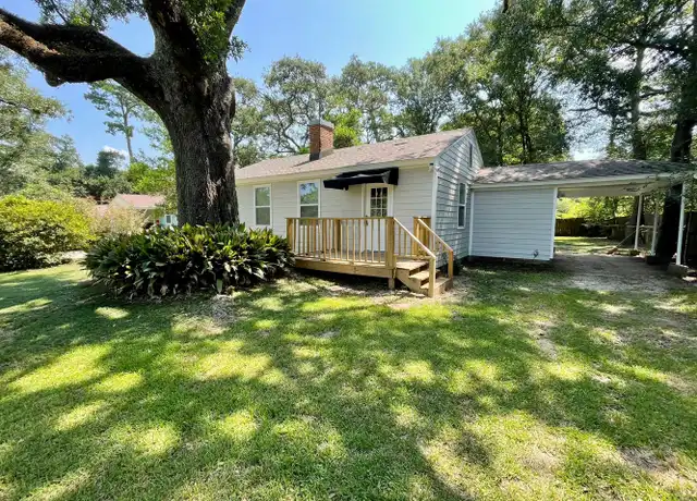 Property at 208 Parkway W, Mobile, AL, 36608, 2 beds, 1 bath, [object Object]