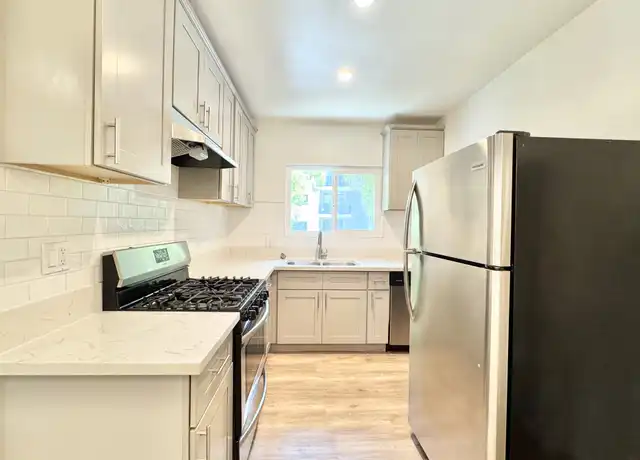 Property at 859 S New Hampshire Ave Unit 206, Los Angeles, CA, 90005, 1 bed, 1 bath, [object Object]