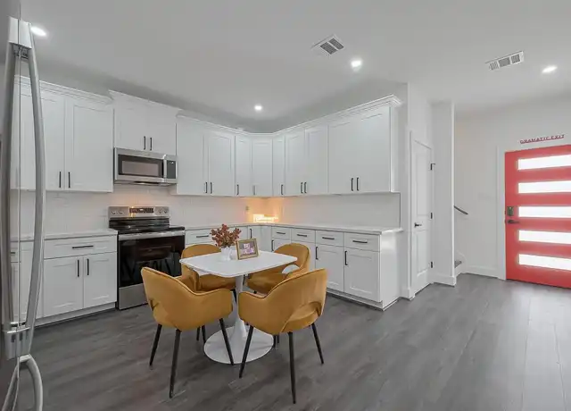 Property at 3421 Simmons St, Houston, TX, 77004, 1 bed, 1 bath, [object Object]