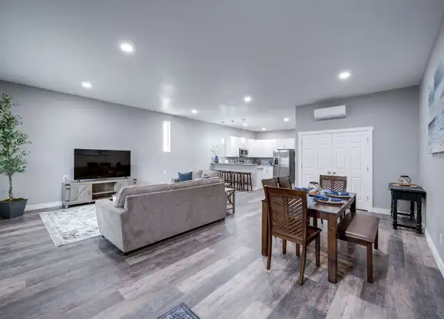Property at 132 Thain Rd Ste 104, Lewiston, ID, 83501, 2 beds, 1 bath, [object Object]
