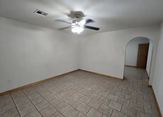 Property at 3606 Jackson Blvd, Chalmette, LA, 70043, 2 beds, 1 bath, [object Object]