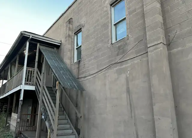 Property at 311 N Maple Ave Unit 4, Martinsburg, WV, 25401, 1 bed, 1 bath, [object Object]