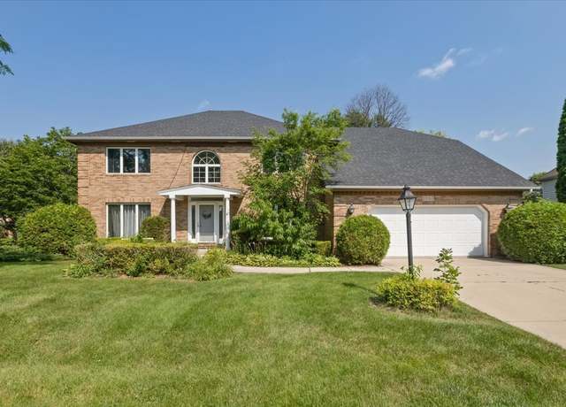 Photo of 1055 Knollwood Ln, West Chicago, IL 60185