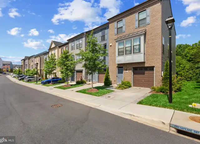 Property at 4922 Vista Glen Ln, Lanham, MD, 20706, 3 beds, 3.5 baths, [object Object]