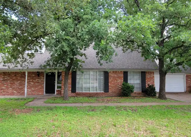 Property at 1602 Barak Ln, Bryan, TX, 77802, 4 beds, 3 baths, [object Object]